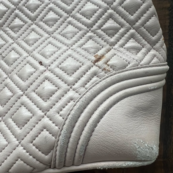 Tory Burch Fleming Large Leather Quilted Tote Bag Purse with Gold Chain - Picture 3 of 16